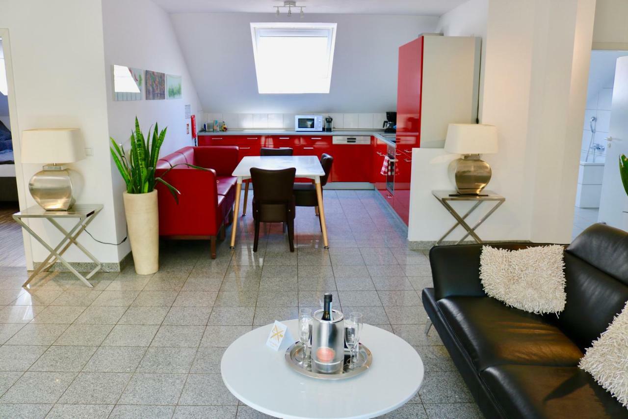 Zwei Ferienwohnungen Anker Max 5 Personen & Leuchtturm Max 4 Personen, Direkt In Steinhude Scheunenviertel, Balkon, Wlan , Privater Parkplatz, Wallbox Kültér fotó
